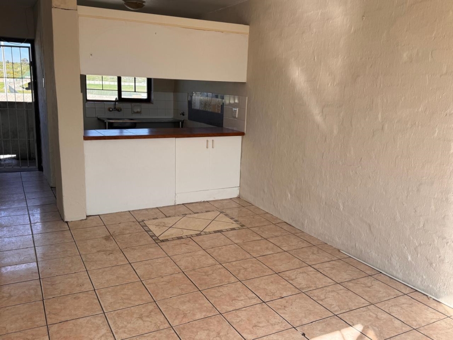 To Let 2 Bedroom Property for Rent in De Almeida Western Cape